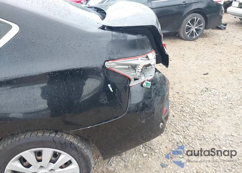 2016 Nissan Sentra Fe+ S/S/Sl/Sr/Sv z USA, uszkodzony, nr VIN 3N1AB7AP3GY263783